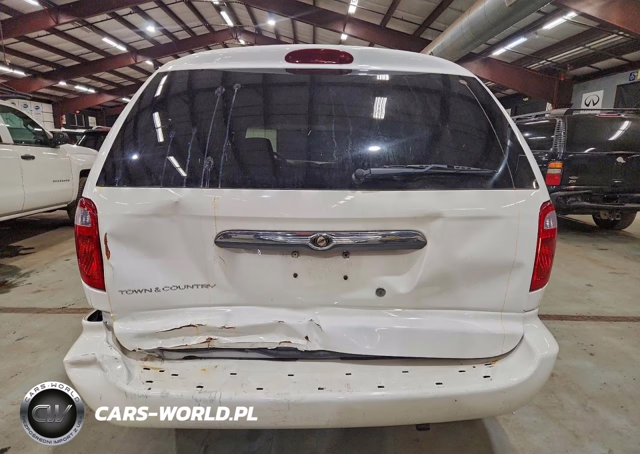 2005 Chrysler Town & Country VIN:1C4GP45R75B286028 - 6