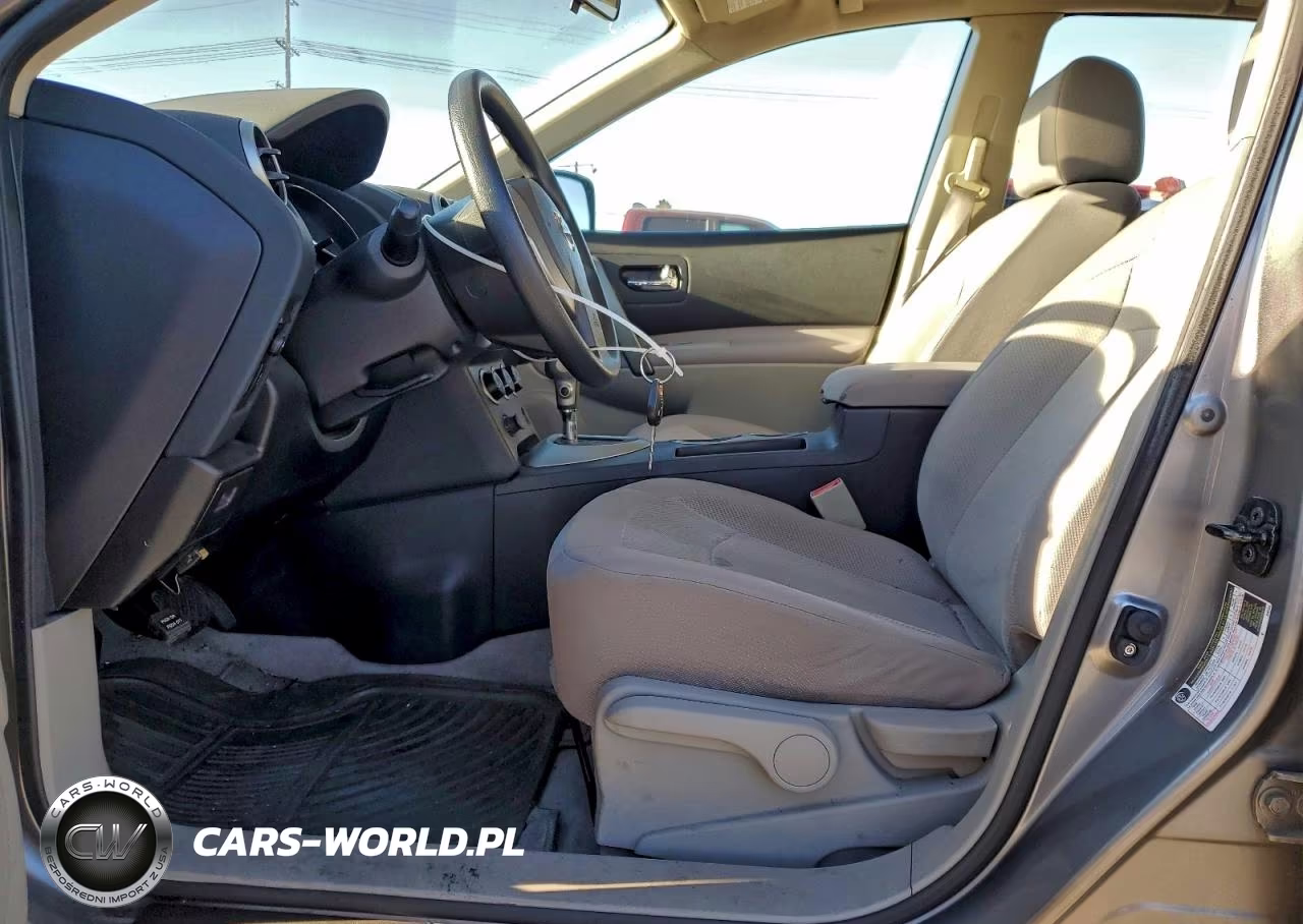 2011 Nissan Rogue S VIN:JN8AS5MT8BW575919 - 7