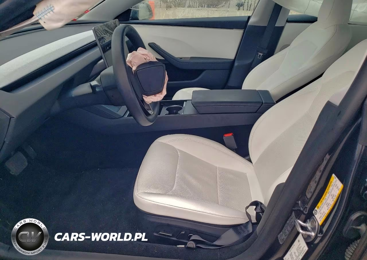 2026 Tesla Model 3 VIN:5YJ3E1EA0TF121929 - 7