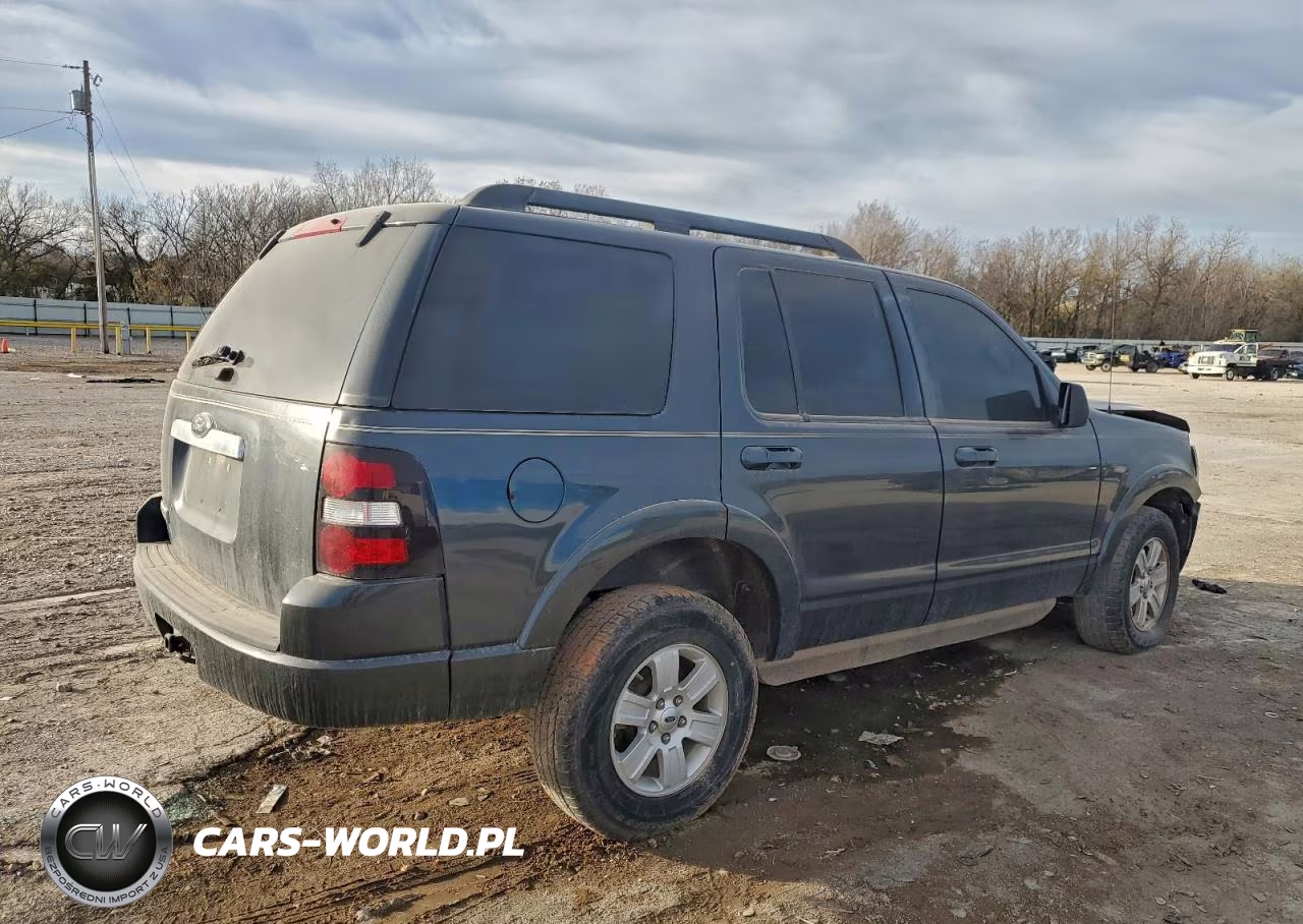 2010 Ford Explorer Xlt VIN:1FMEU6DE6AUA19788 - 3