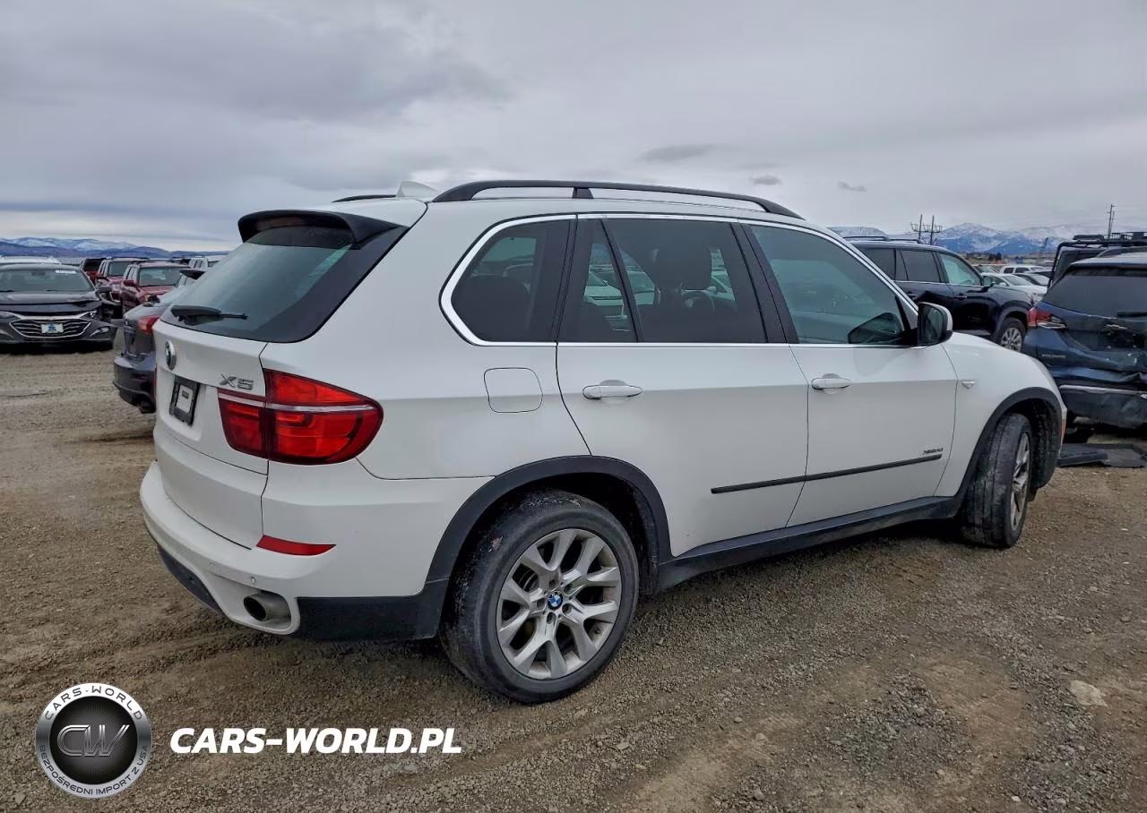 2013 BMW X5 xDrive35I VIN:5UXZV4C54D0G51923 - 3