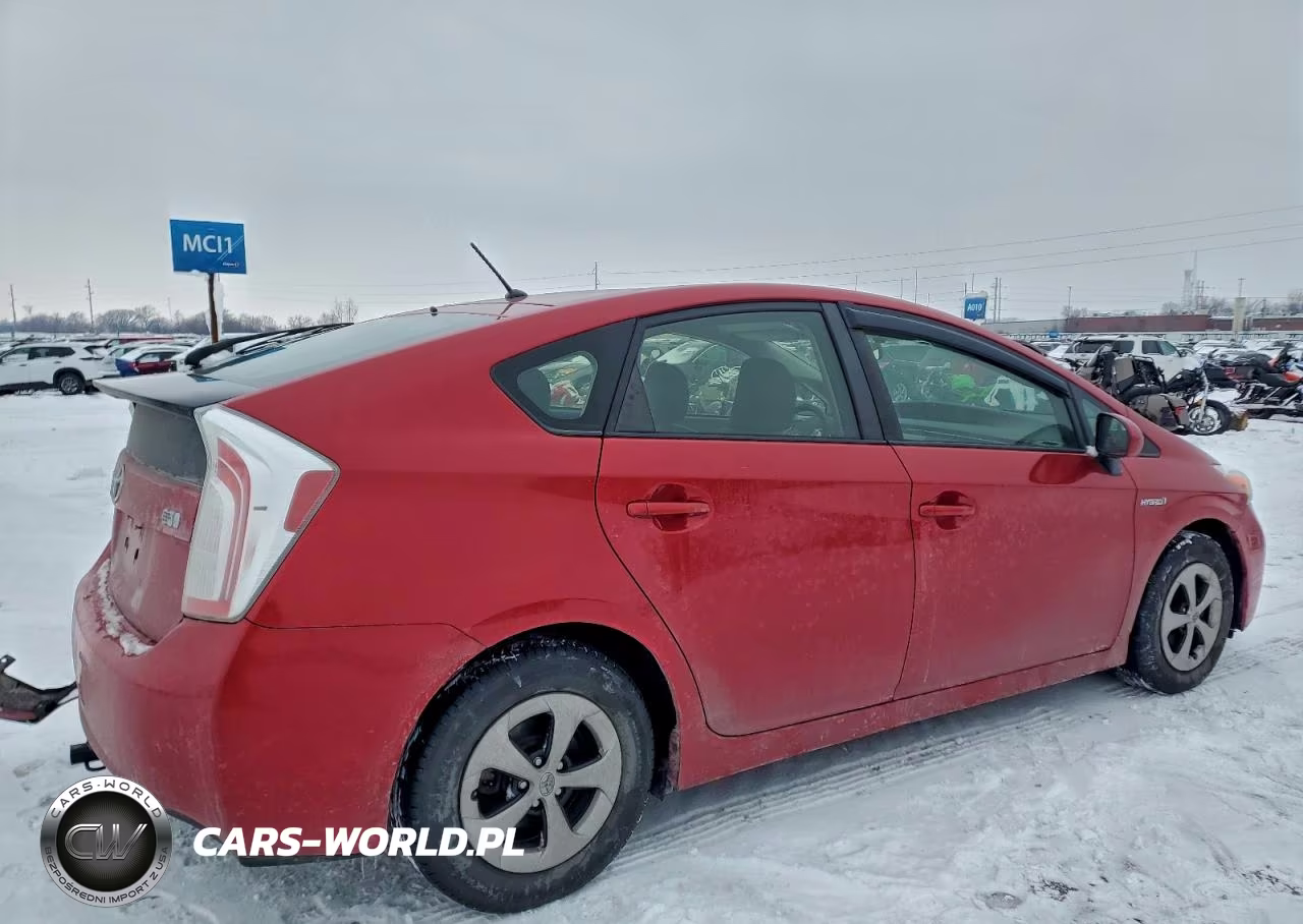 2014 Toyota Prius VIN:JTDKN3DU1E1773392 - 3