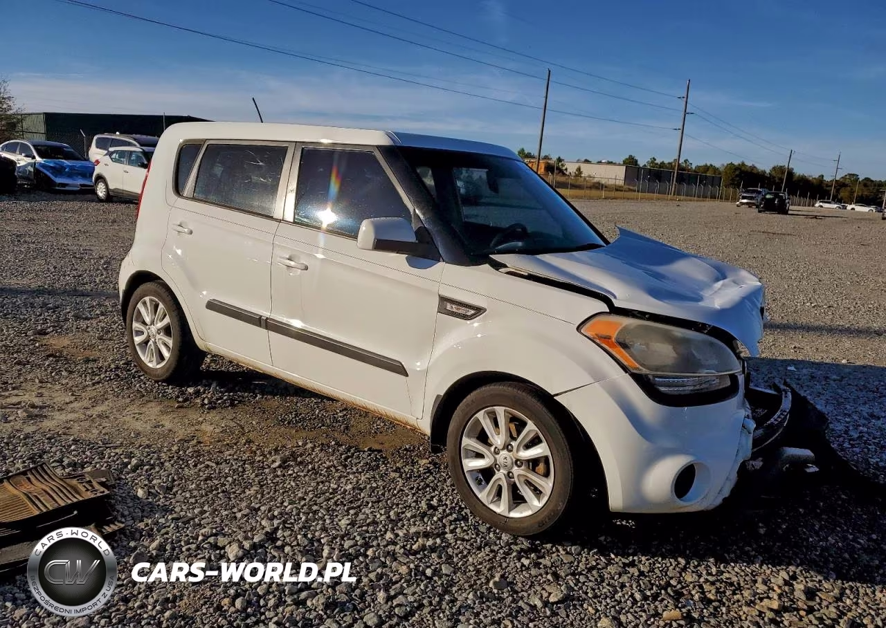 2013 Kia Soul VIN:KNDJT2A5XD7767398 - 4