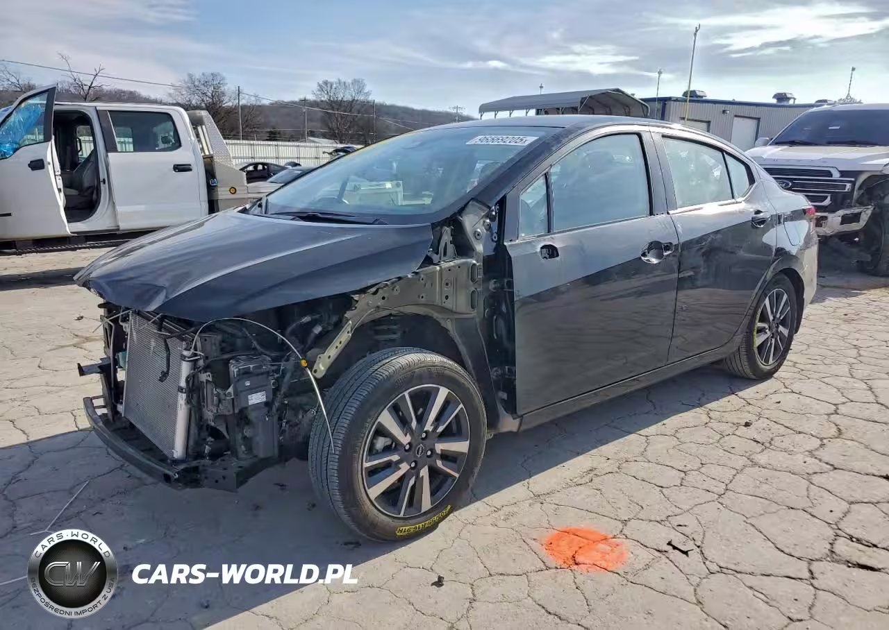 2024 Nissan Versa Sv