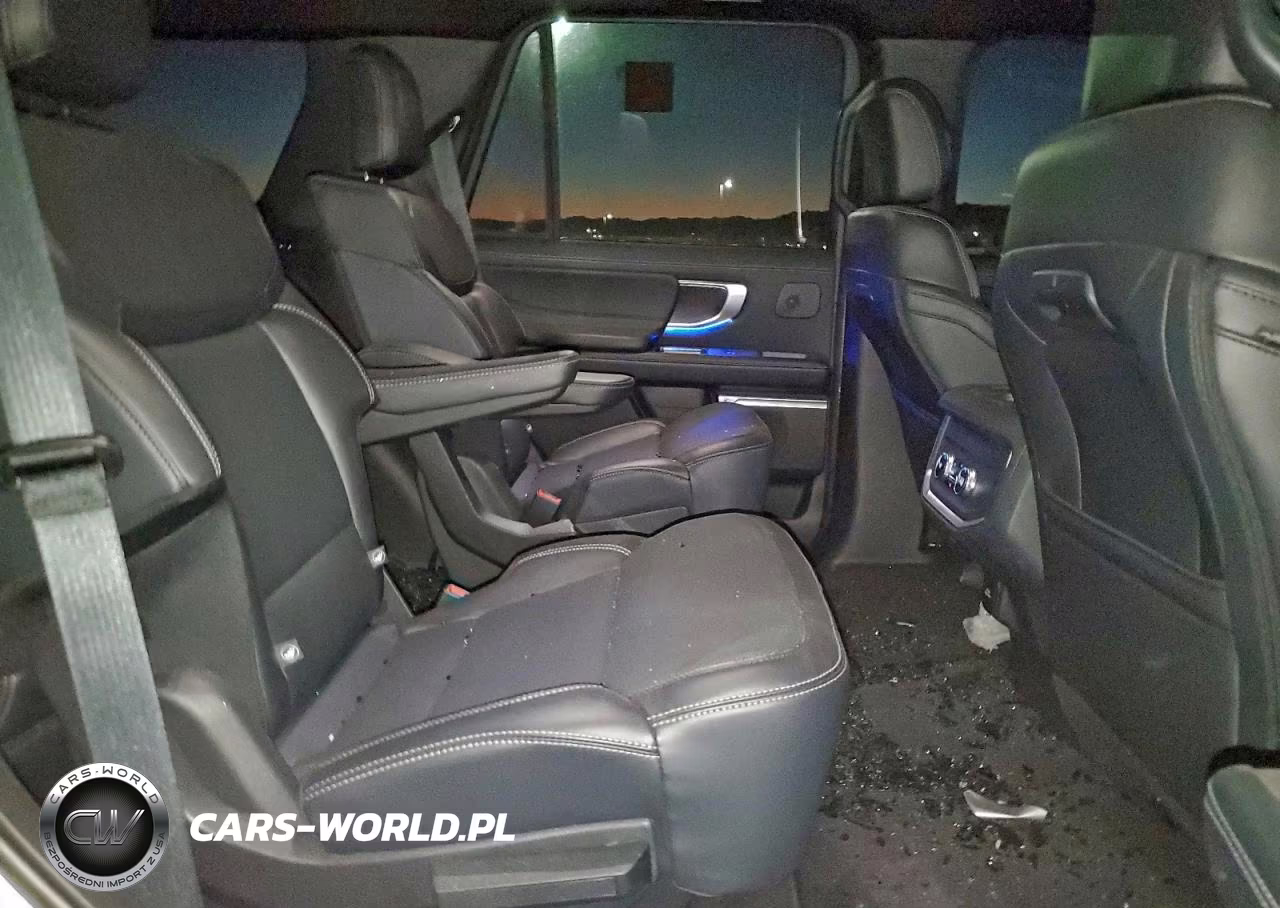 2025 Ford Expedition Platinum VIN:1FMJU1MG6SEA45354 - 11
