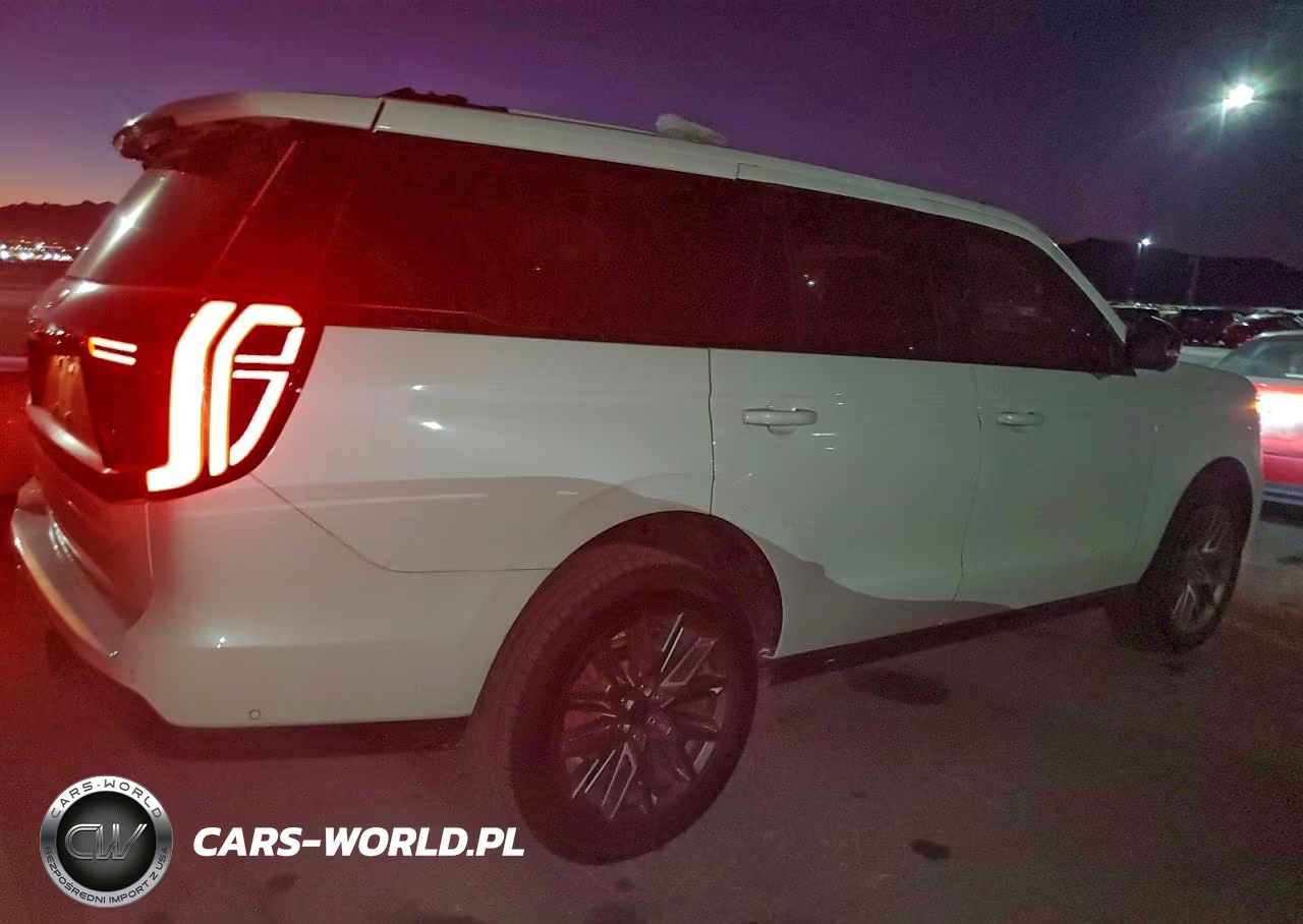 2025 Ford Expedition Platinum VIN:1FMJU1MG6SEA45354 - 3