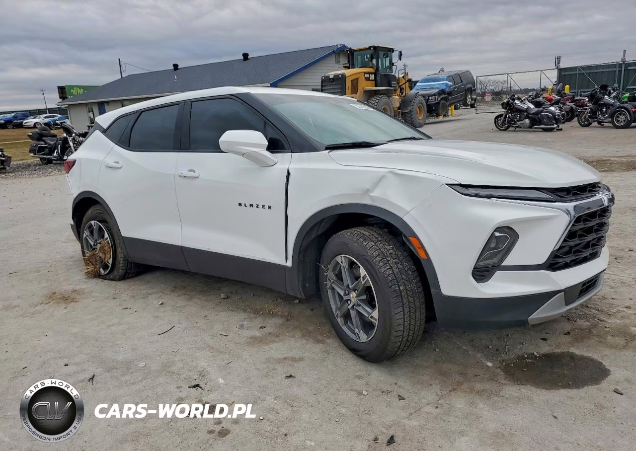 2023 Chevrolet Blazer 2Lt VIN:3GNKBCR44PS167482 - 4