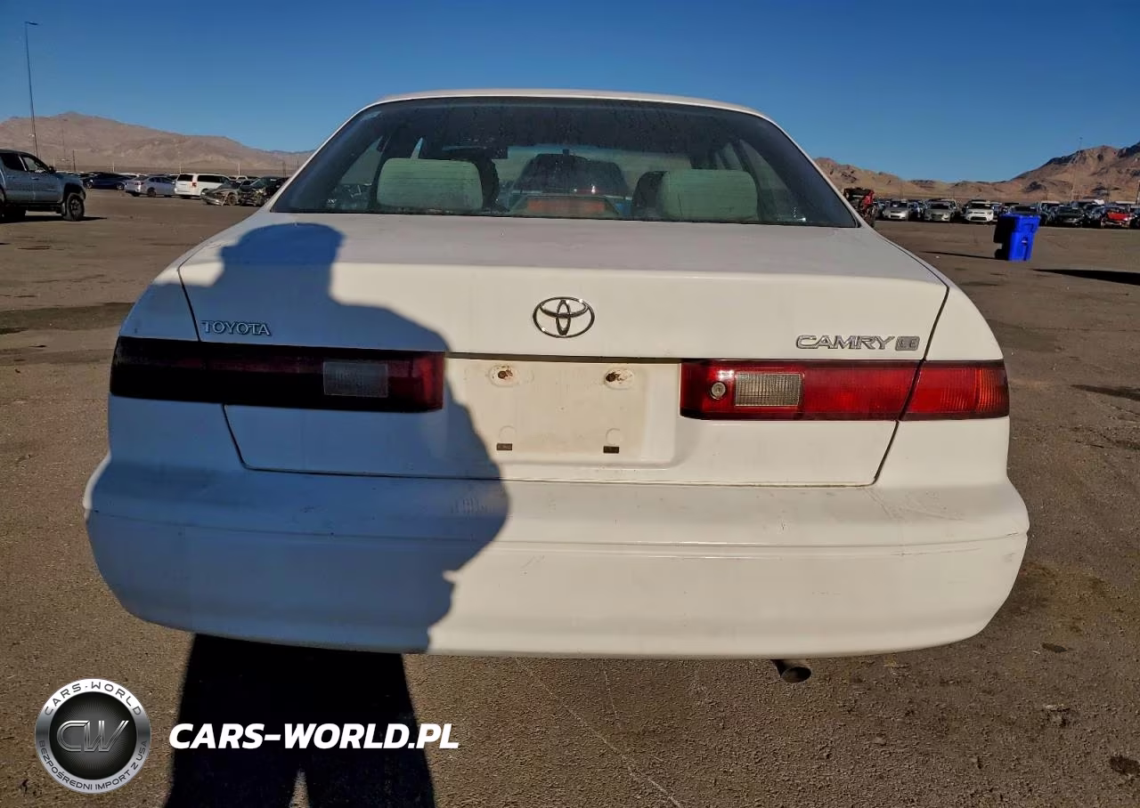 1998 Toyota Camry Le VIN:JT2BG28KXW0181261 - 6