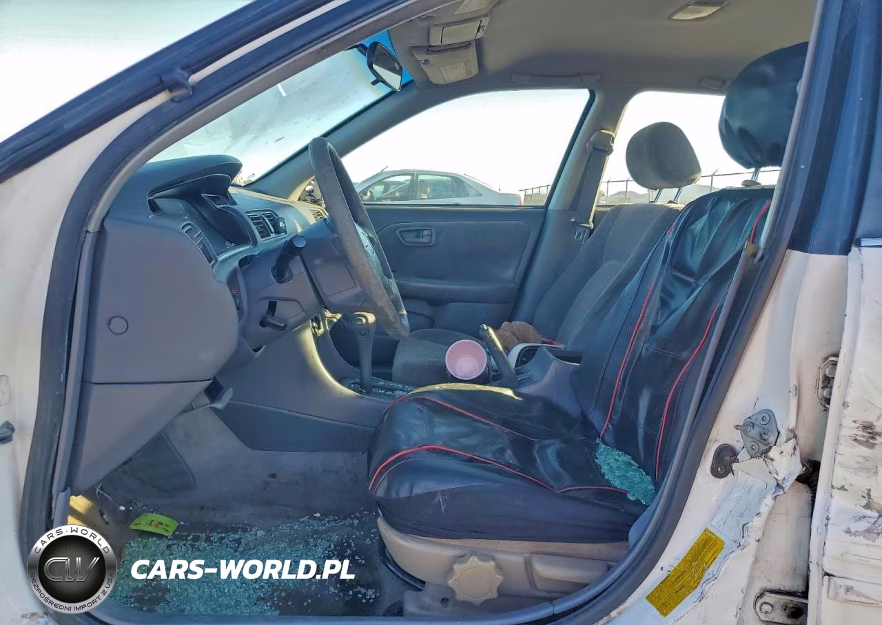 1998 Toyota Camry Le VIN:JT2BG28KXW0181261 - 7