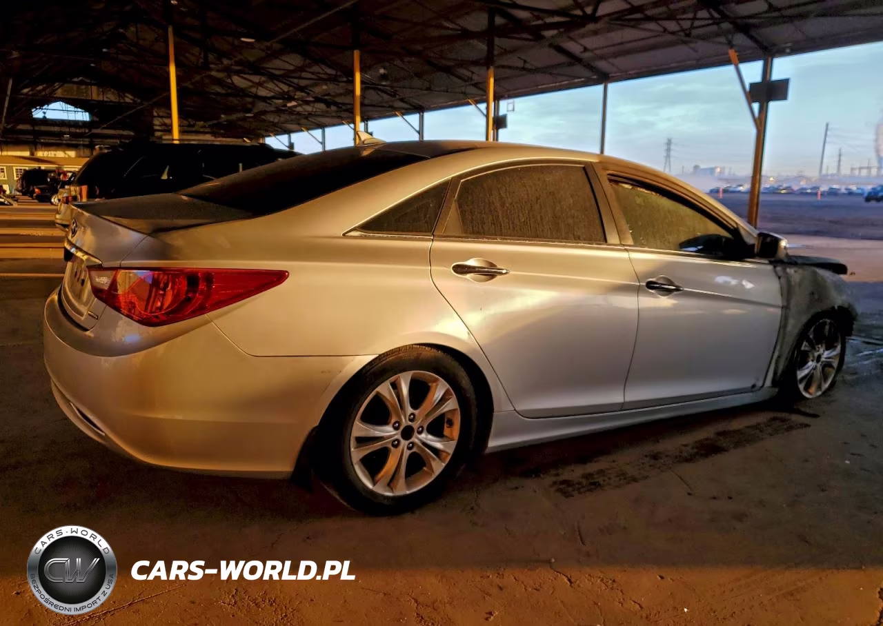 2011 Hyundai Sonata Se VIN:5NPEC4AC2BH142417 - 3
