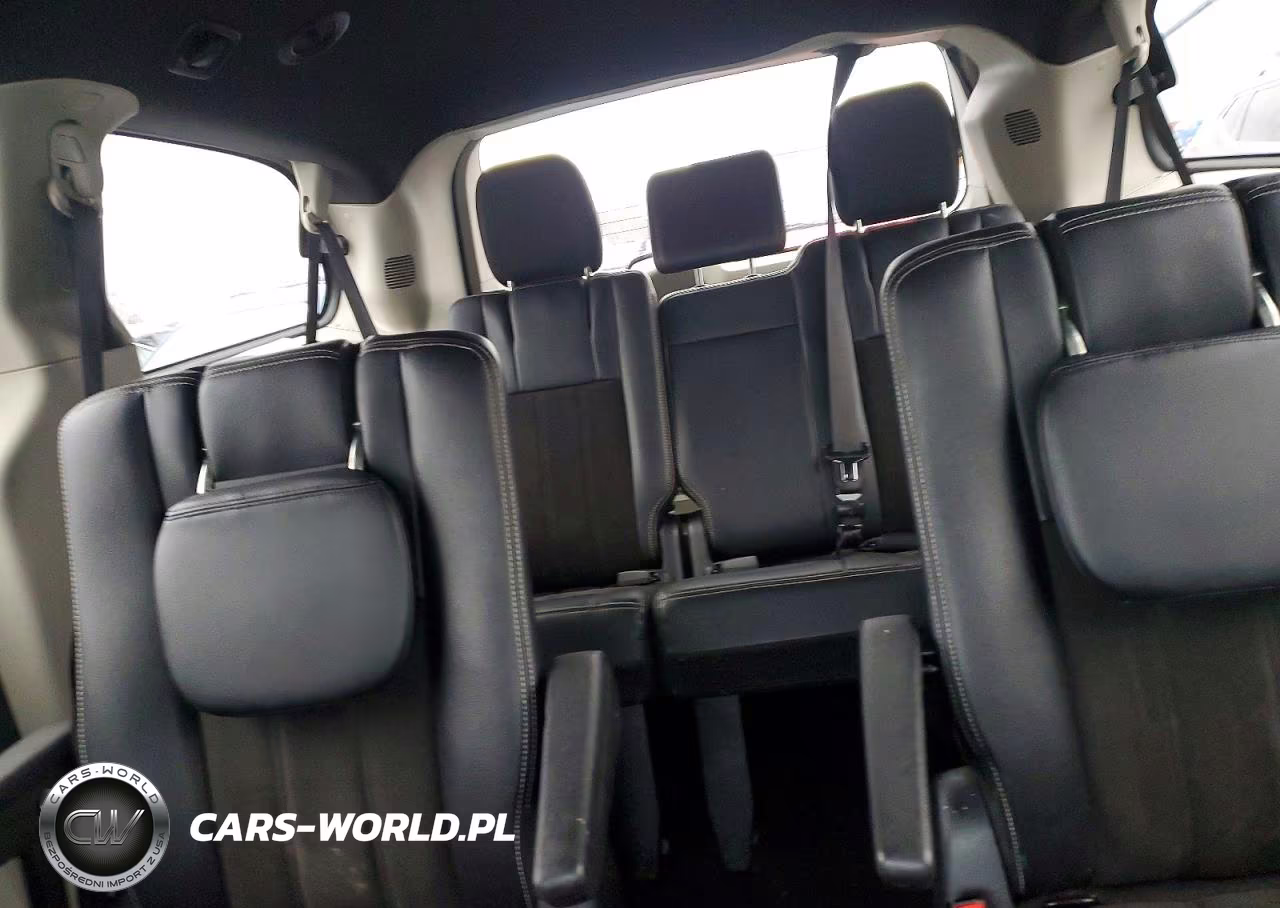 2020 Dodge Grand Caravan Sxt VIN:2C4RDGCG1LR153574 - 10