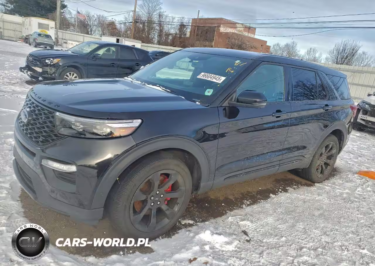 2021 Ford Explorer St