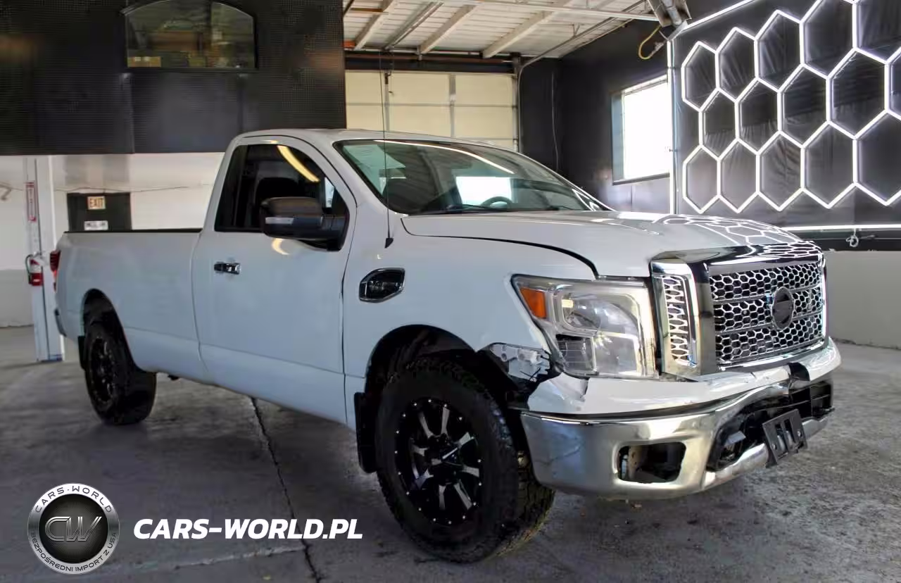 2017 Nissan Titan S