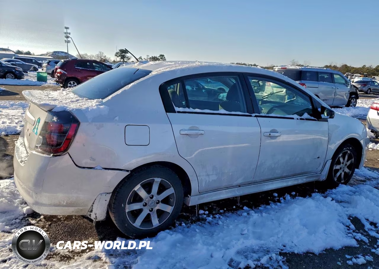 2012 Nissan Sentra 2.0 VIN:3N1AB6AP2CL630027 - 3