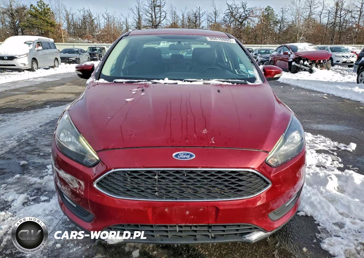 2017 Ford Focus Sel VIN:1FADP3H24HL250913 - 5