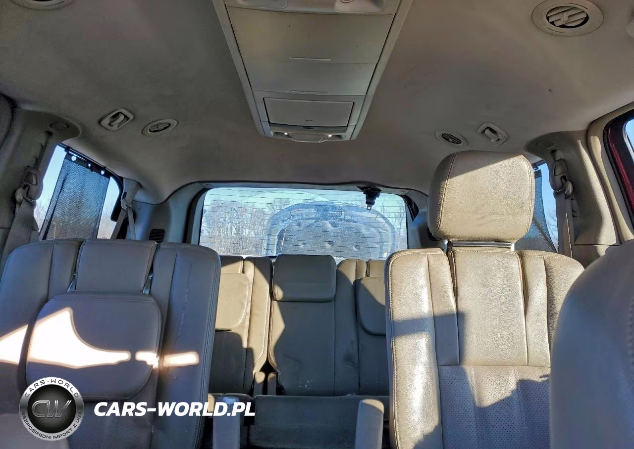 2014 Chrysler Town & Country Touring L VIN:2C4RC1CG2ER464689 - 10