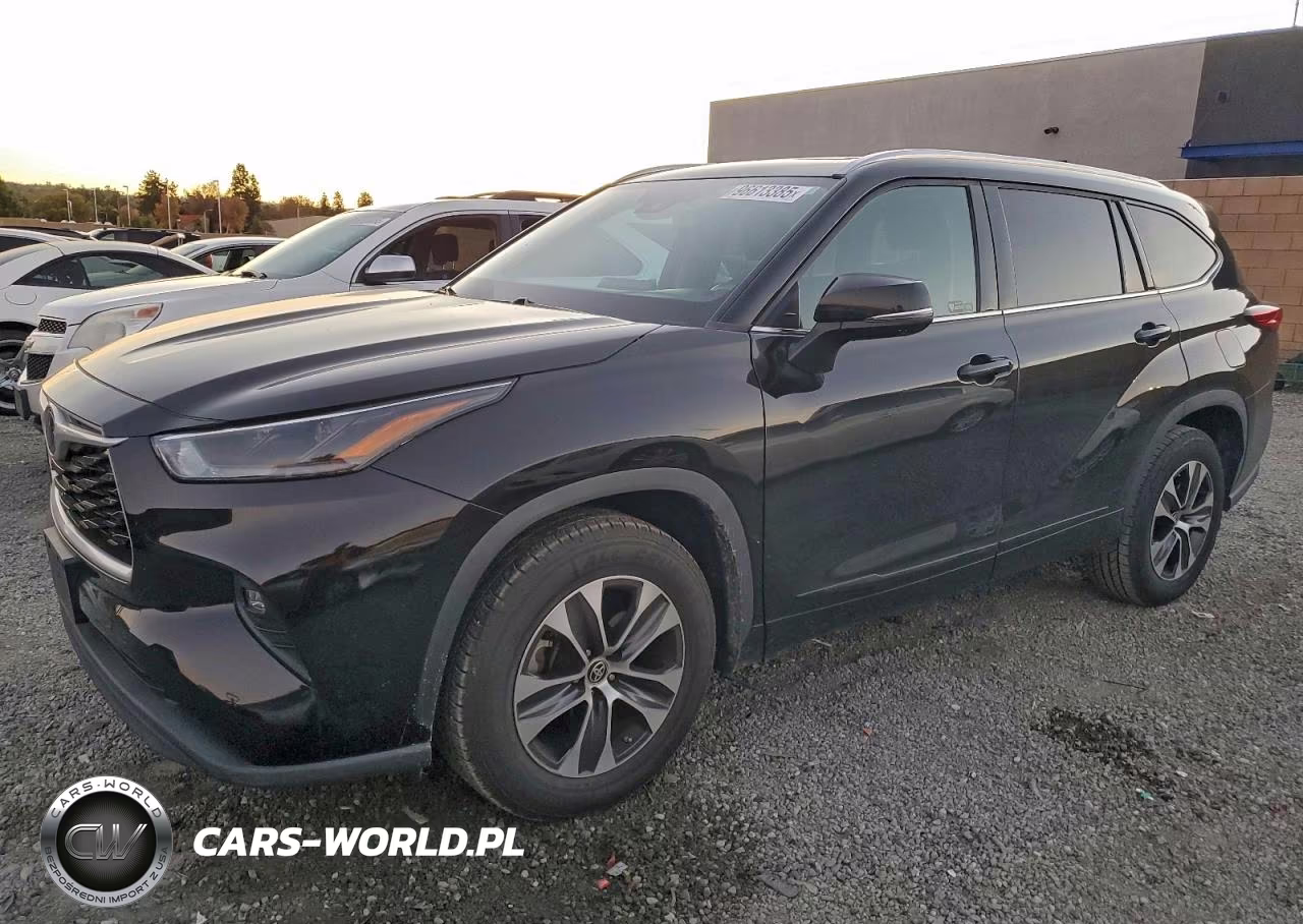 2021 Toyota Highlander Xle – zdjęcie 1 z 13