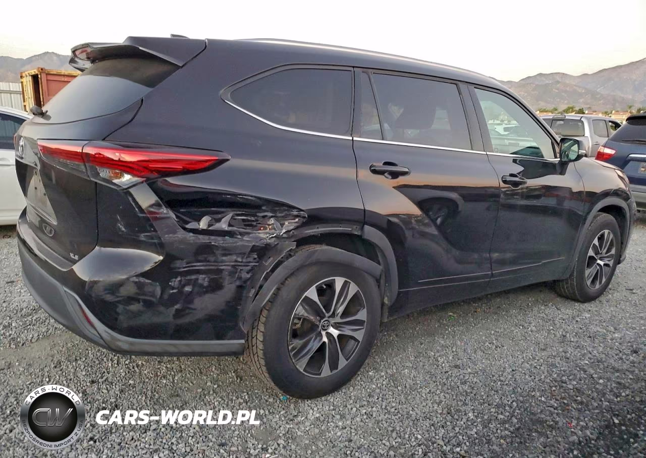 2021 Toyota Highlander Xle VIN:5TDHZRAH0MS039109 - 3