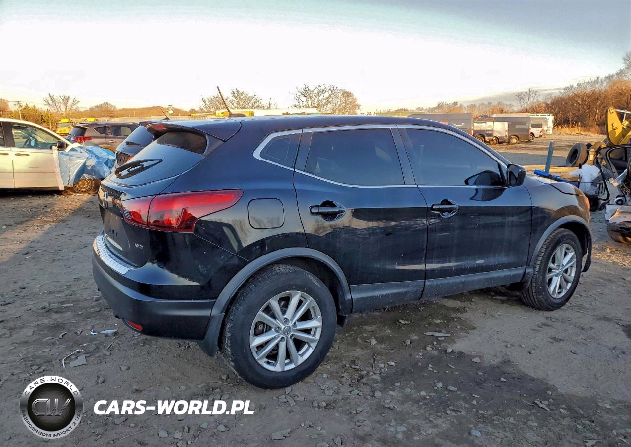 2017 Nissan Rogue Sport S VIN:JN1BJ1CR4HW120692 - 3