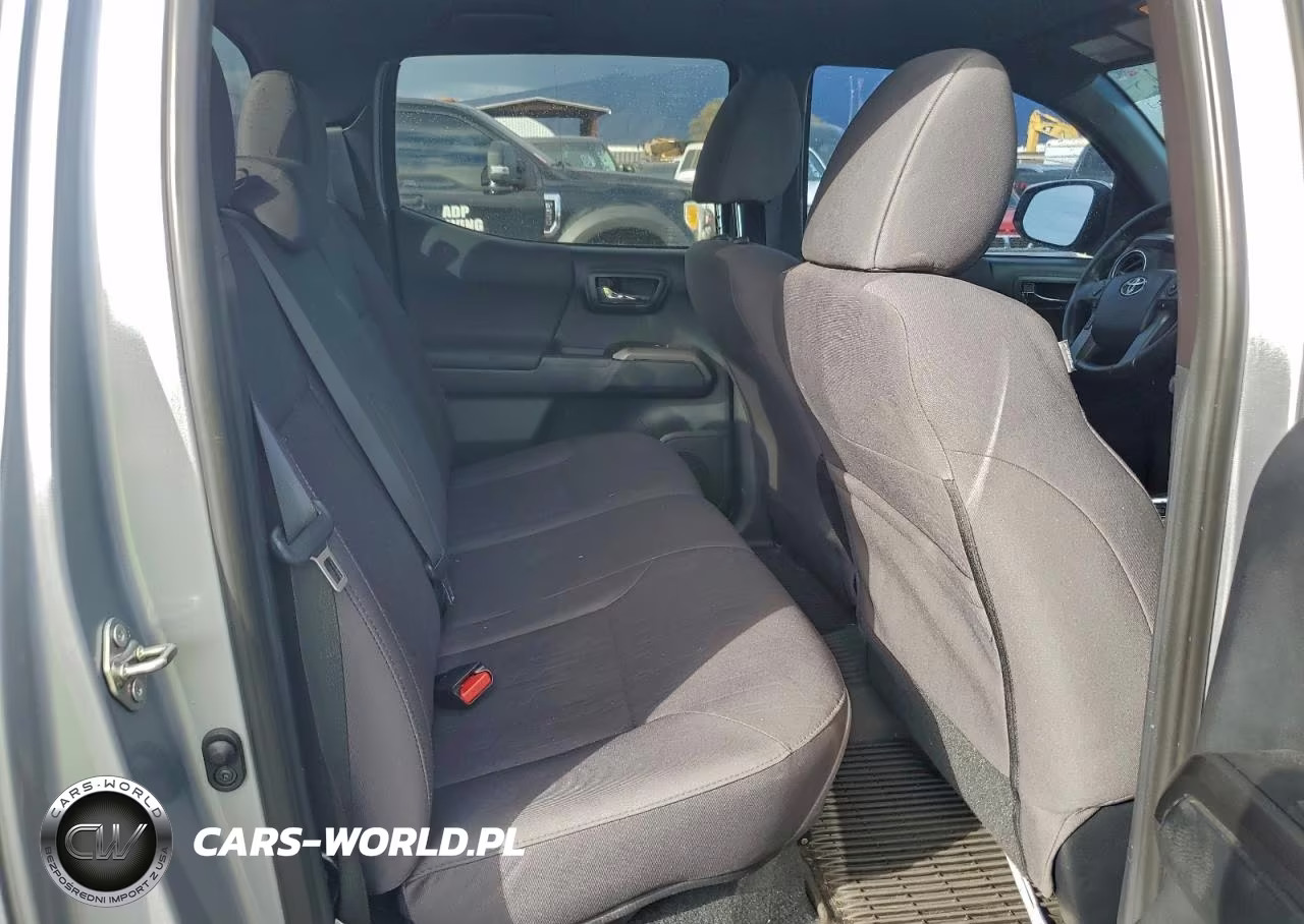 2016 Toyota Tacoma VIN:3TMCZ5AN5GM021721 - 10