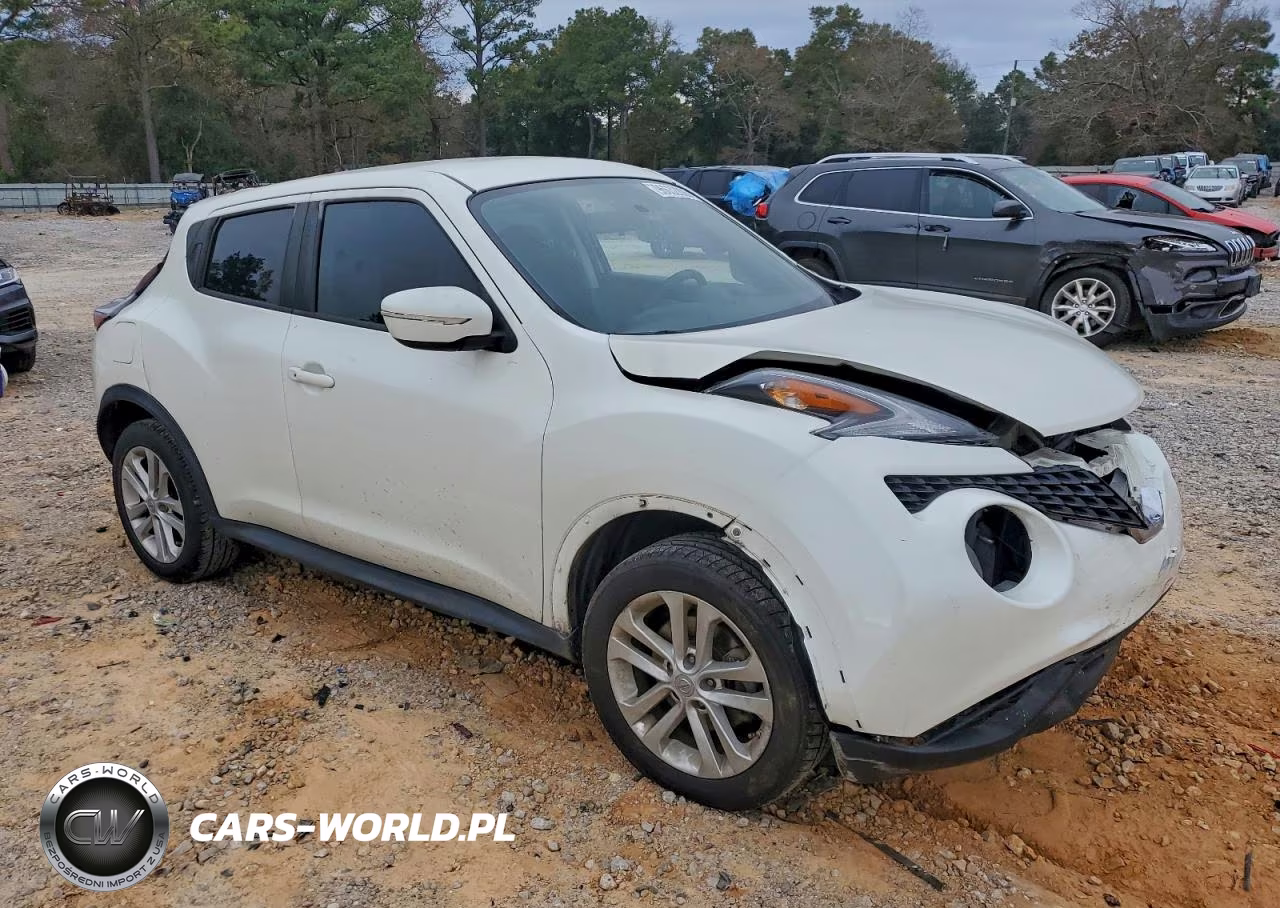 2017 Nissan Juke S VIN:JN8AF5MRXHT704536 - 4