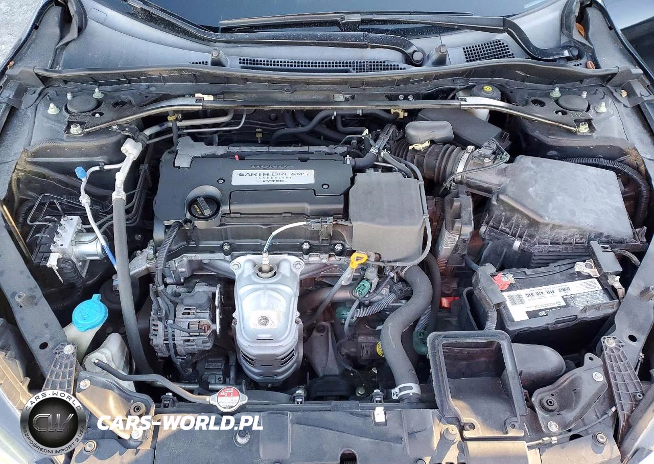 2015 Honda Accord Sport VIN:1HGCR2F52FA185920 - 11