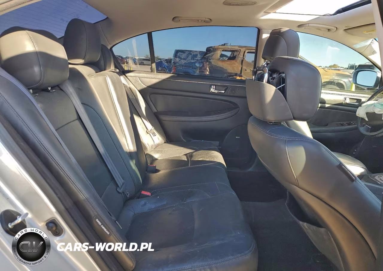 2011 Hyundai Genesis 3.8L VIN:KMHGC4DE4BU140689 - 10