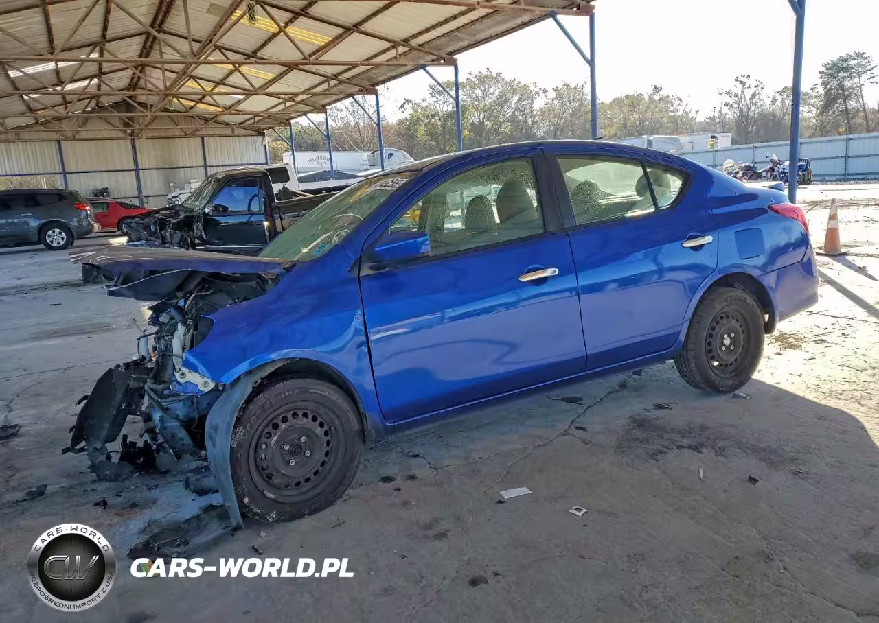 2015 Nissan Versa S