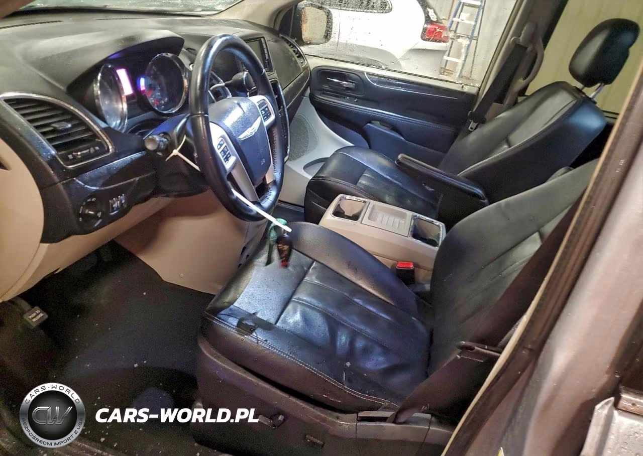 2015 Chrysler Town & Country Touring VIN:2C4RC1BG6FR709304 - 7