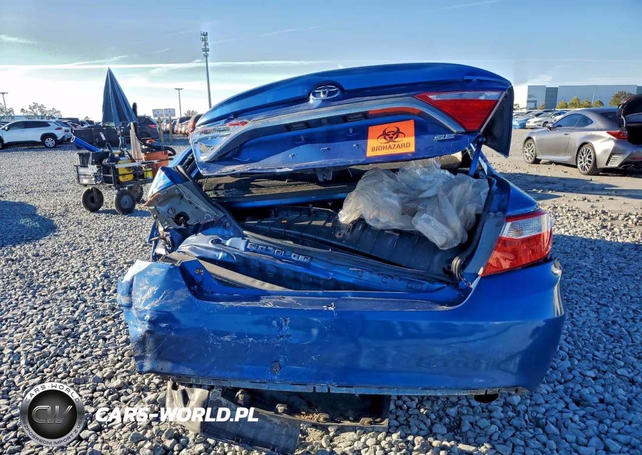 2017 Toyota Camry VIN:4T1BF1FKXHU747479 - 6