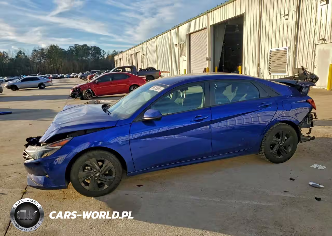 2022 Hyundai Elantra Sel