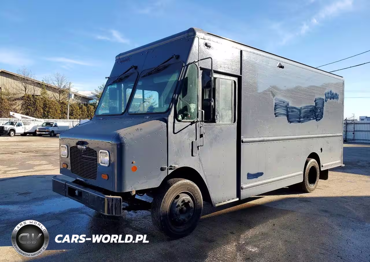 2020 Freightliner Chassis M Line Walk-In Van
