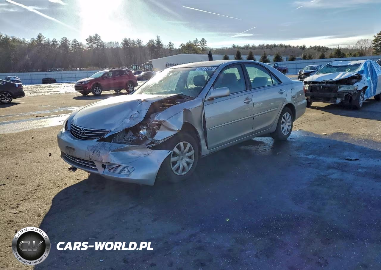2005 Toyota Camry Le