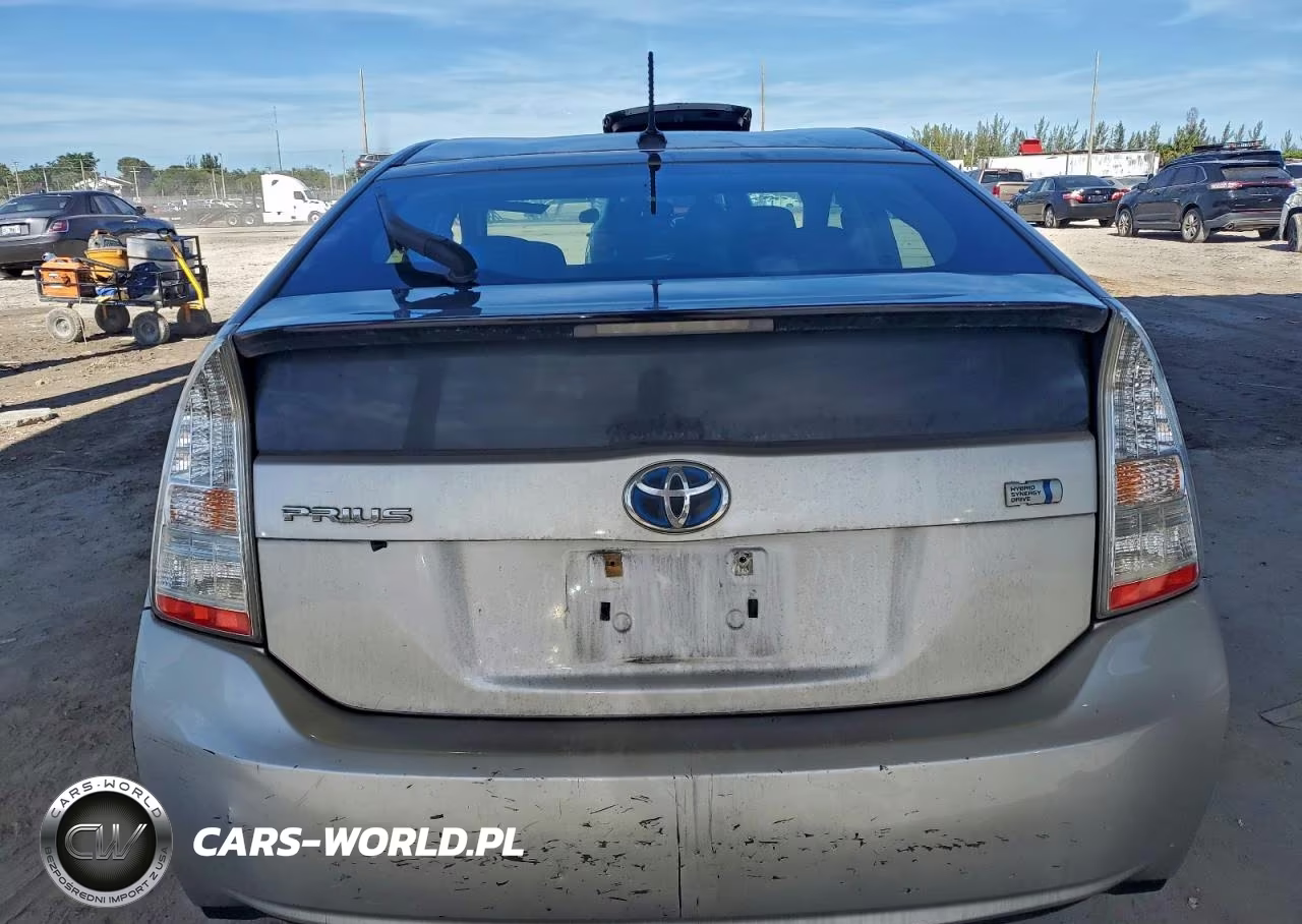 2011 Toyota Prius VIN:JTDKN3DU7B1467311 - 6