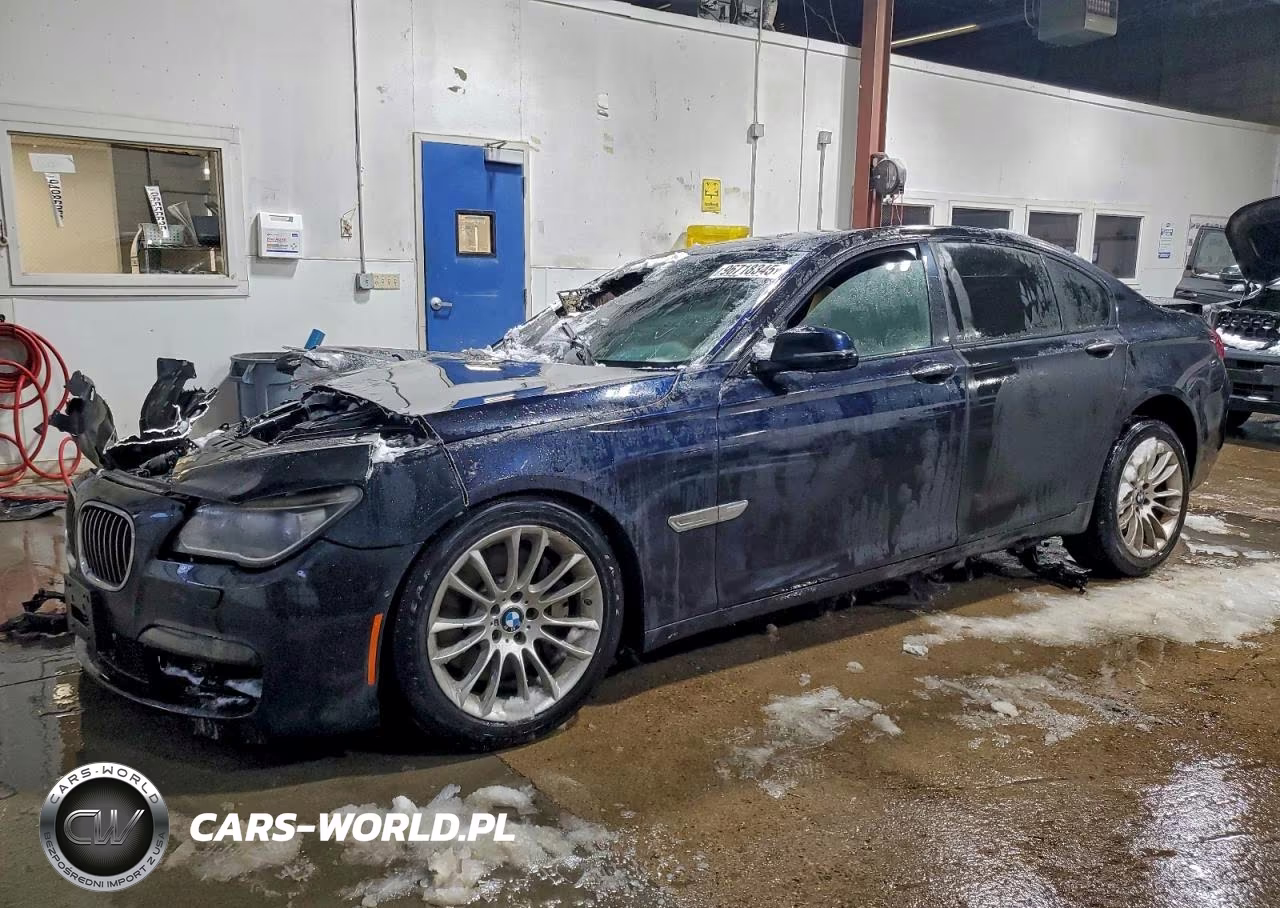 2014 BMW 750 Xi