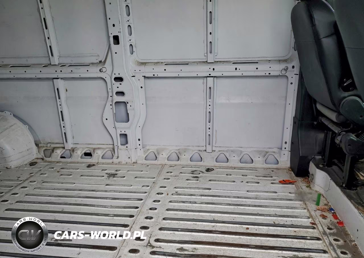 2023 Ram Promaster 2500 Delivery Van VIN:3C6LRVDG7PE588270 - 10