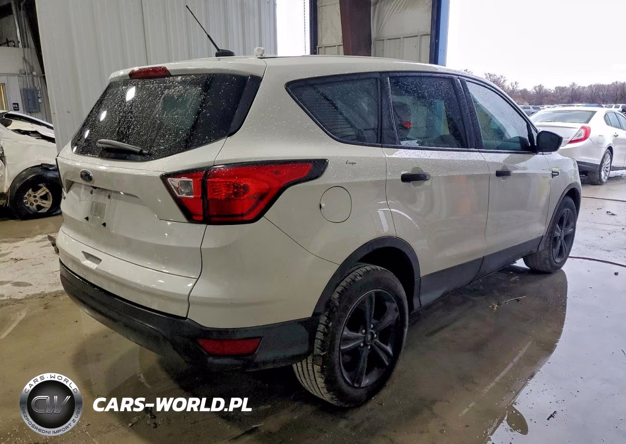 2019 Ford Escape S VIN:1FMCU0F78KUB48040 - 3