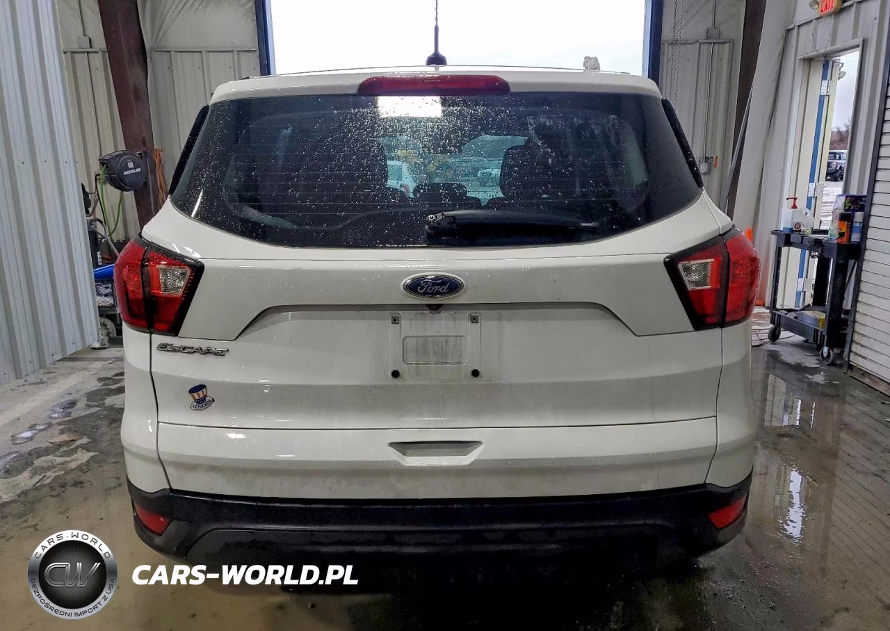 2019 Ford Escape S VIN:1FMCU0F78KUB48040 - 6