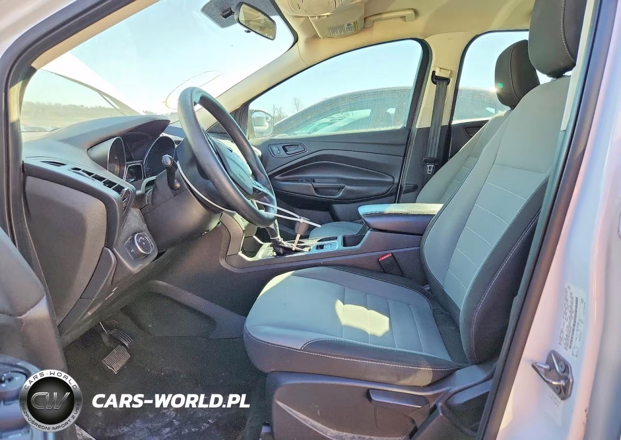 2019 Ford Escape S VIN:1FMCU0F78KUB48040 - 7