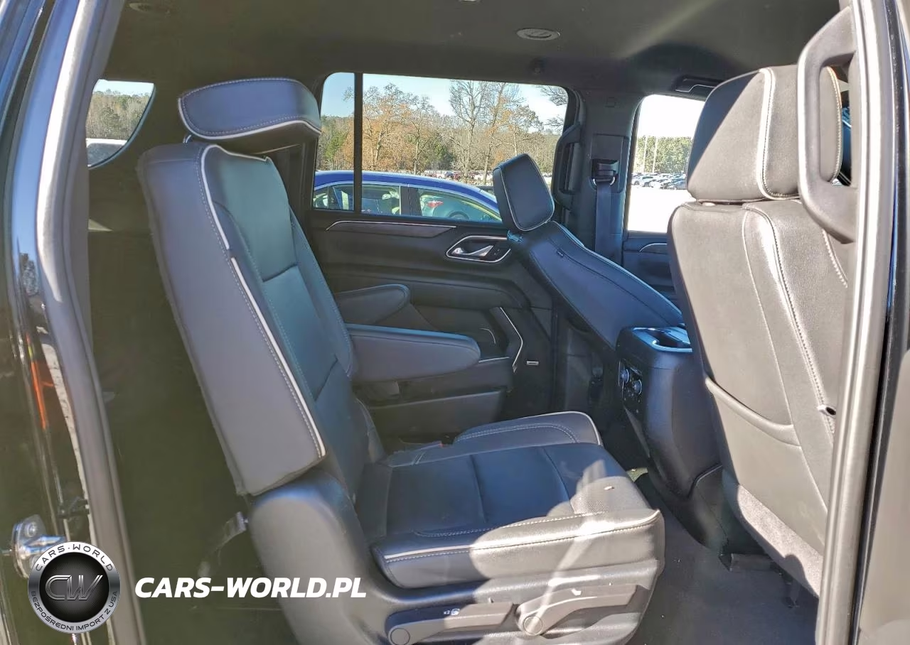 2023 Chevrolet Suburban K1500 Premier VIN:1GNSKFKD7PR357601 - 11