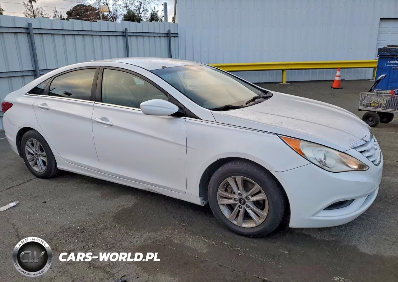 2013 Hyundai Sonata Gls VIN:5NPEB4AC7DH696784 - 4