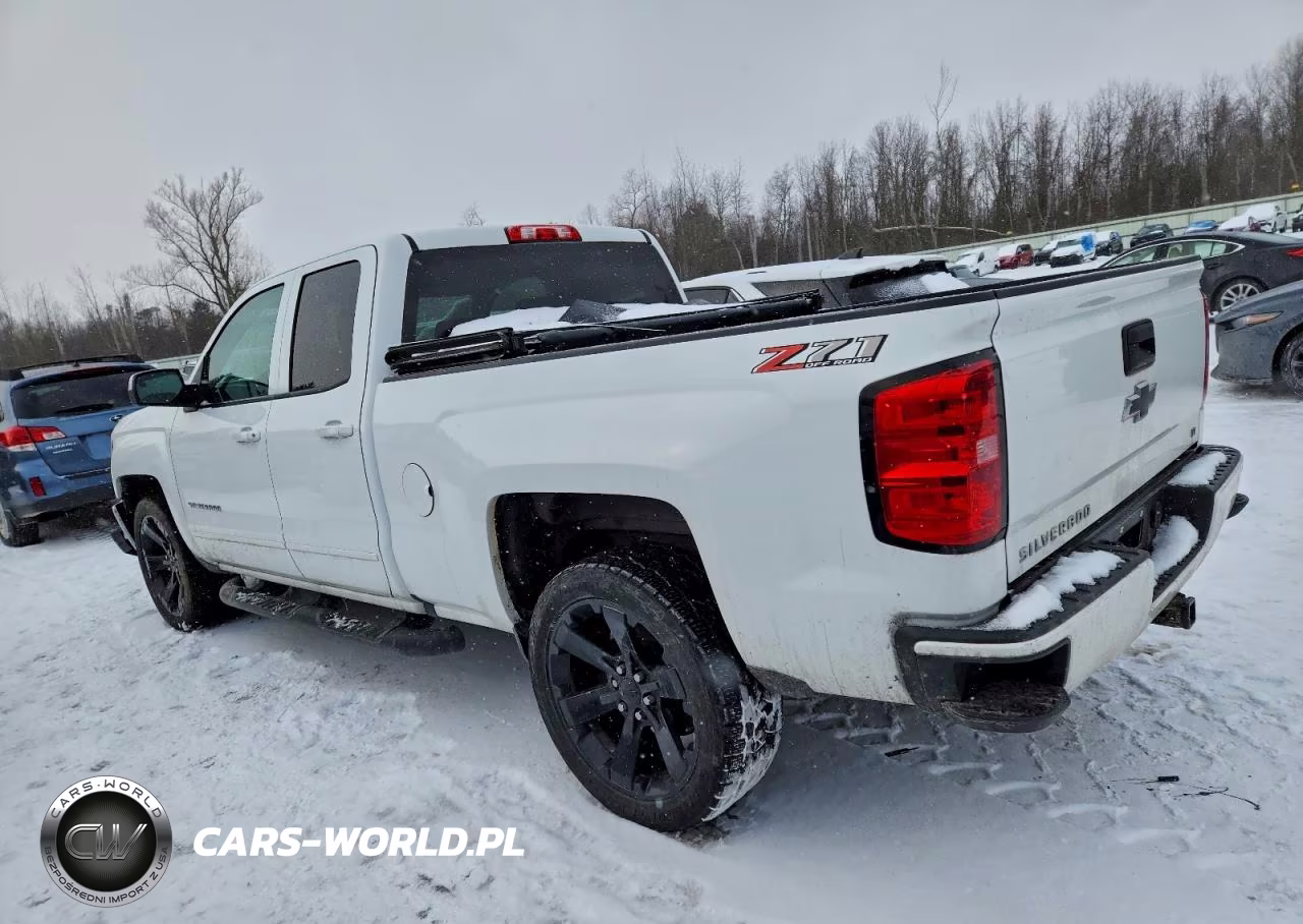 2018 Chevrolet Silverado K1500 Lt VIN:1GCVKRECXJZ123194 - 2