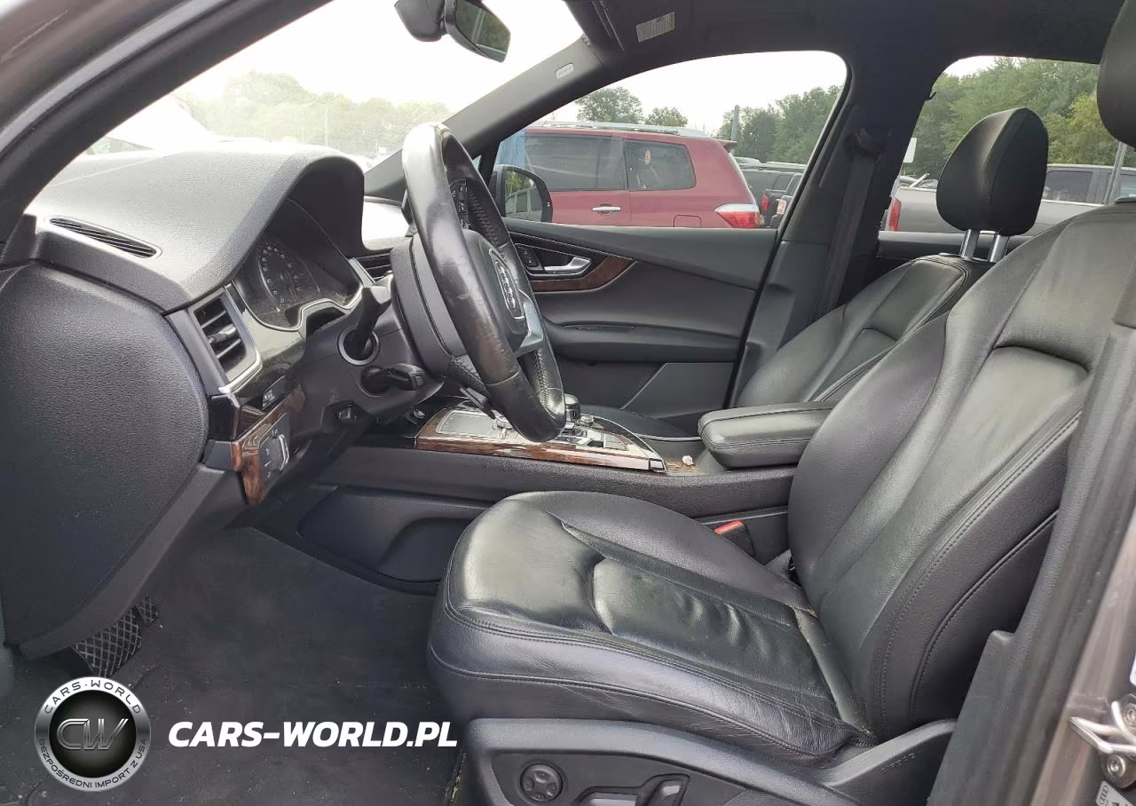 2017 Audi Q7 Premium Plus VIN:WA1LAAF7XHD025894 - 7