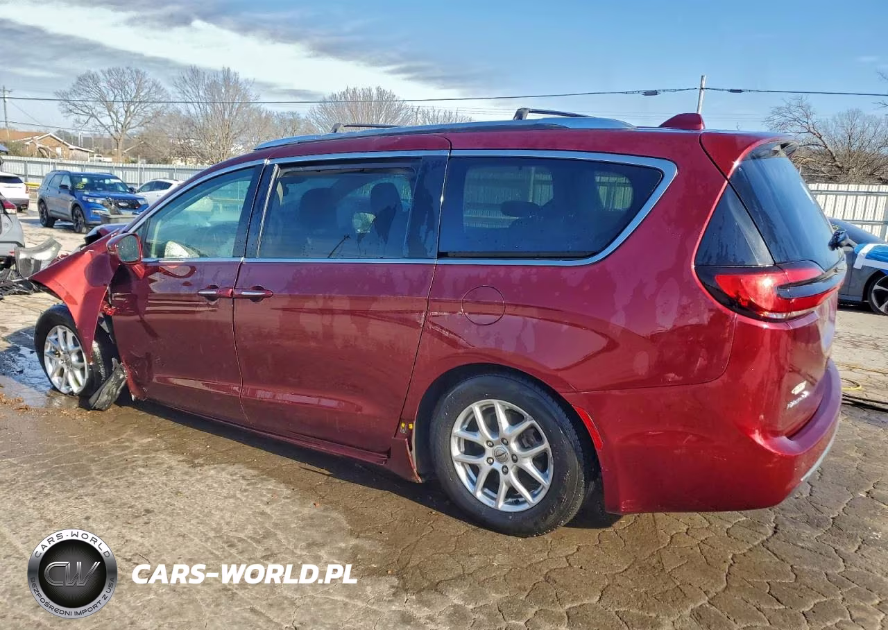 2021 Chrysler Pacifica Touring L VIN:2C4RC1BG2MR588820 - 2