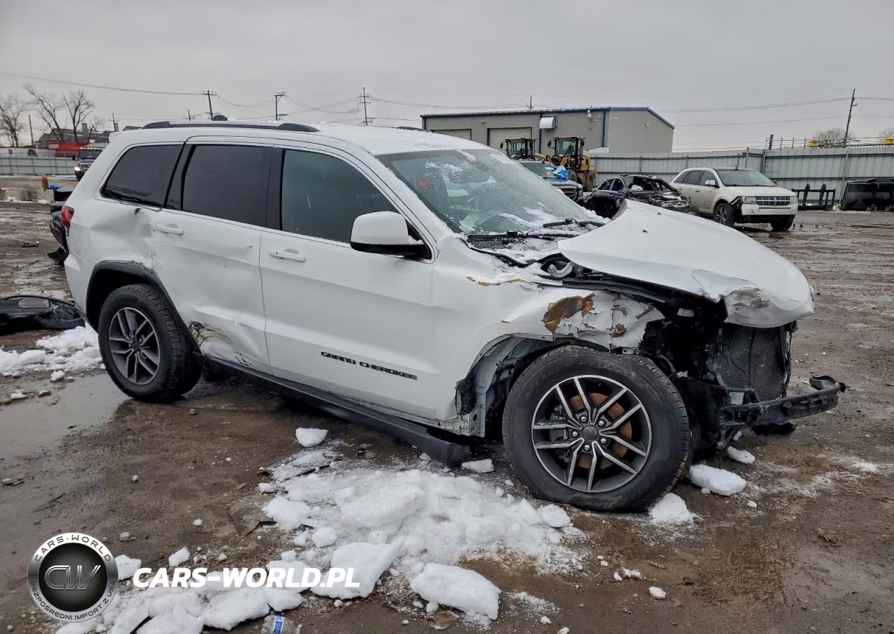 2020 Jeep Grand Cherokee Laredo VIN:1C4RJFAG0LC156237 - 4
