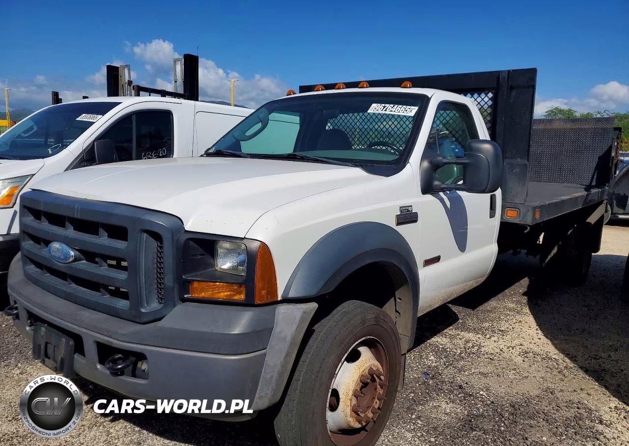 2007 Ford F550 Super Duty Flatbed Truck