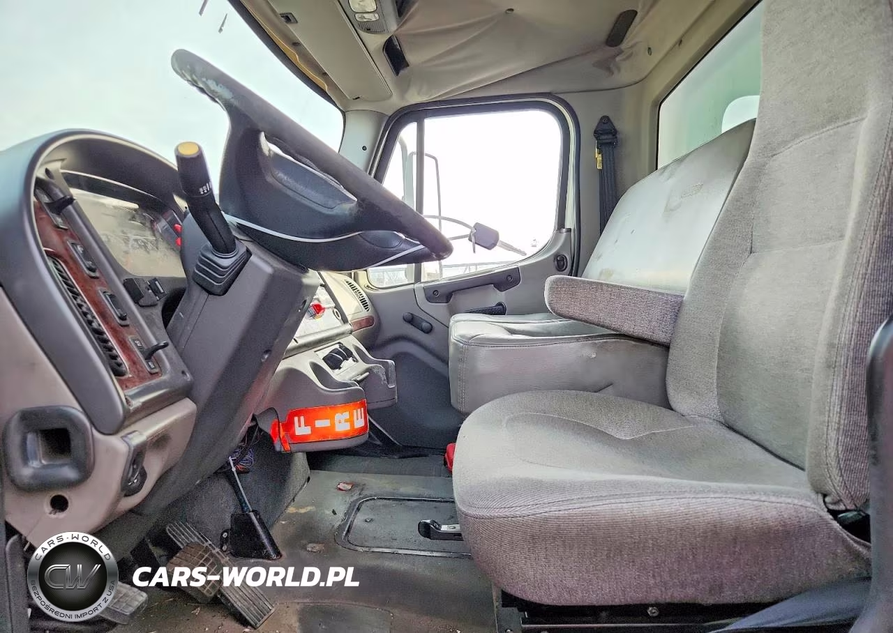 2009 Freightliner Business Class M2 Box Truck VIN:1FVACWDU89HAF2392 - 7