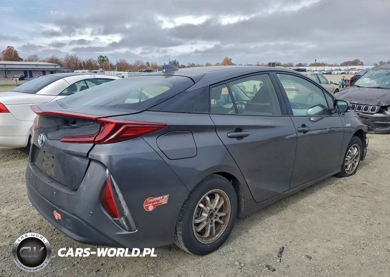 2017 Toyota Prius Prime VIN:JTDKARFP2H3056630 - 3