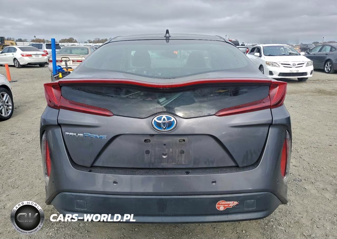 2017 Toyota Prius Prime VIN:JTDKARFP2H3056630 - 6