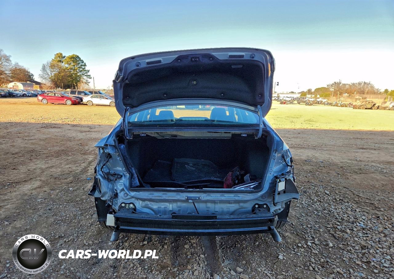 2024 Honda Civic Touring VIN:2HGFE1F90RH337575 - 6